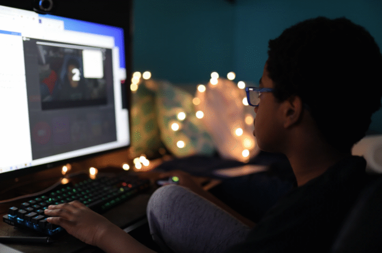 10 Tips for Keeping Kids Safe Online