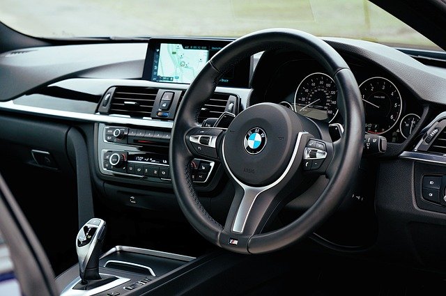 The Advantages of Installing a Dashcam in Your Vehicle