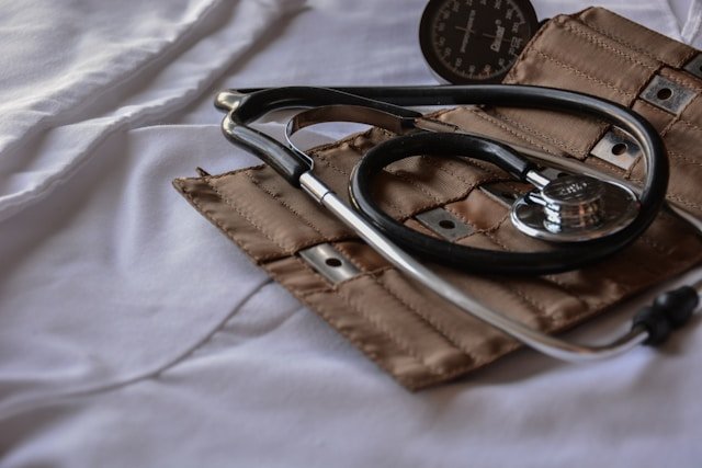 3 Simple Strategies for Maintaining Your Health as You Age