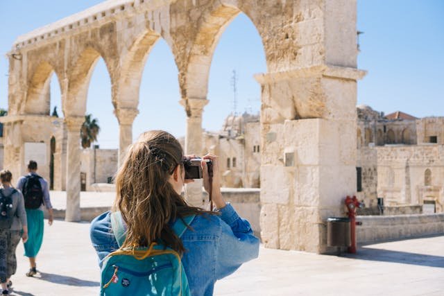 How to Perfectly Plan Your First Trip Abroad