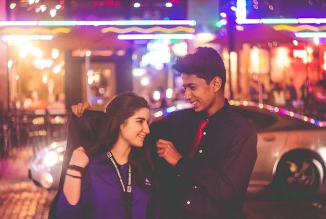 Implicit Guidelines for Using Dating Apps While Traveling Internationally